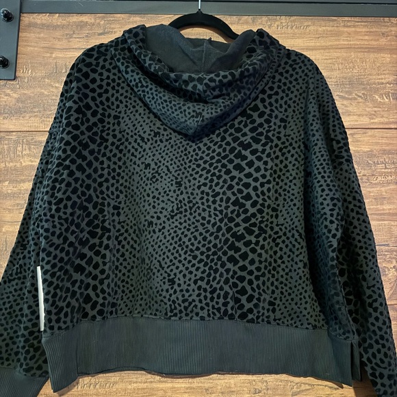 Leopard Print Black Hoodie - Picture 2 of 4